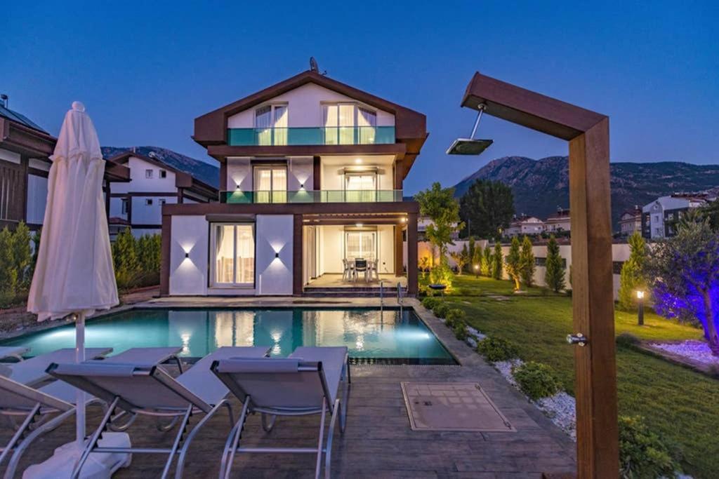 Villa Bella- 4 Bedroom Holiday Villa in Oludeniz Fethiye Exterior foto